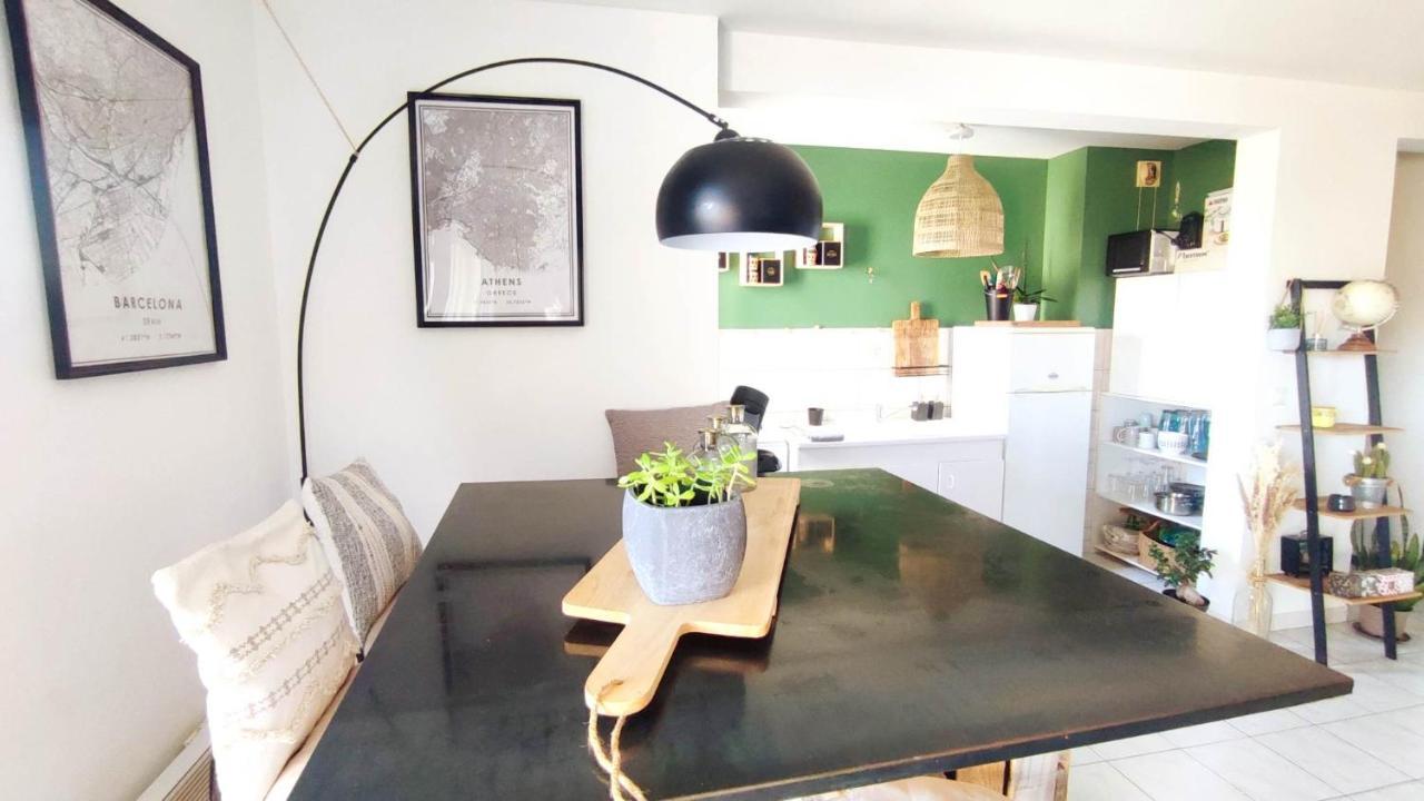 Apartament Un Nid D'Amour Ruoms Zewnętrze zdjęcie