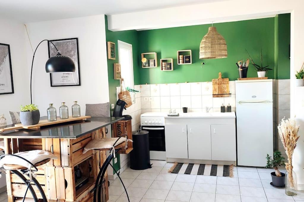 Apartament Un Nid D'Amour Ruoms Zewnętrze zdjęcie